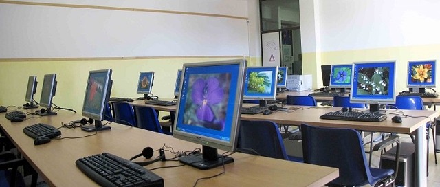 Как и где записаться в учебное заведение сварщиков Как и где записаться в учебное заведение сварщиков