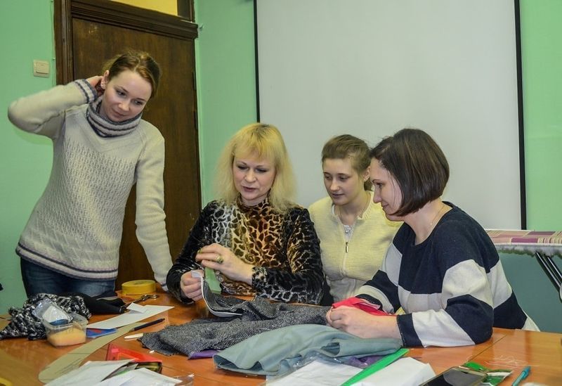 Как записаться на индивидуальные курсы кройки и шитья Как записаться на индивидуальные курсы кройки и шитья